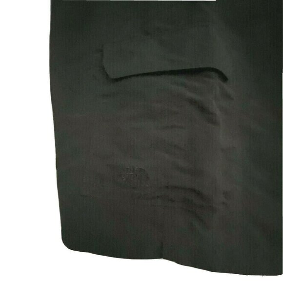 North Face Mens Dark Gray Cargo Nylon Shorts 36" Zip Pockets Lightweight Logo - Picture 2 of 12